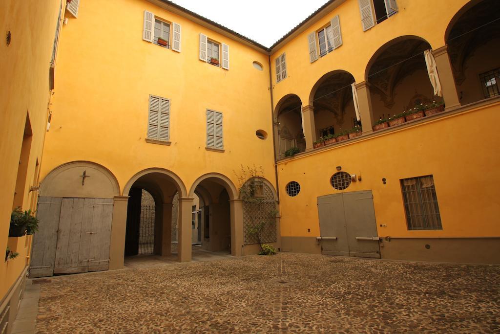 Luigi In Palazzo Bianchi Affittacamere Parma